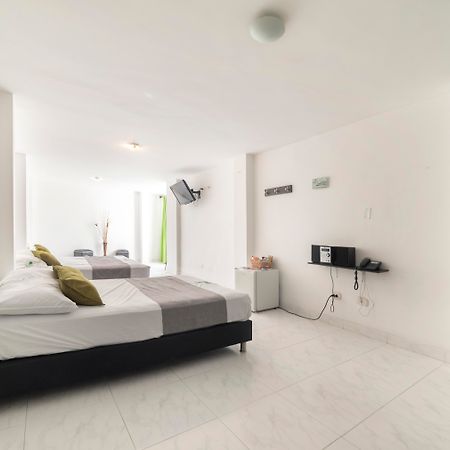 Hotel Paradise Lleras Medellin Ngoại thất bức ảnh