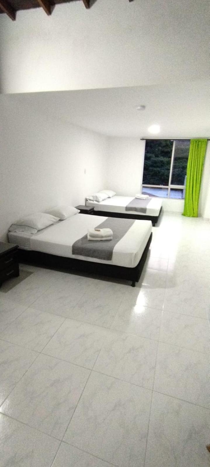 Hotel Paradise Lleras Medellin Ngoại thất bức ảnh