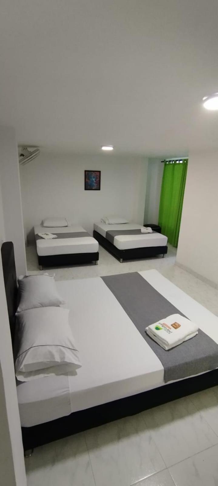 Hotel Paradise Lleras Medellin Ngoại thất bức ảnh