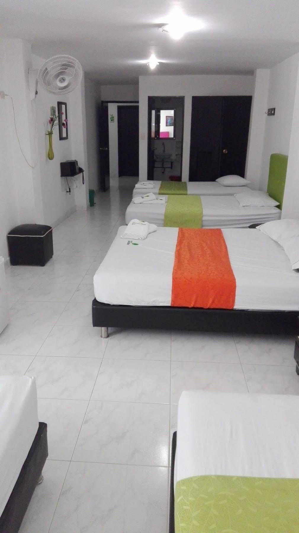 Hotel Paradise Lleras Medellin Ngoại thất bức ảnh