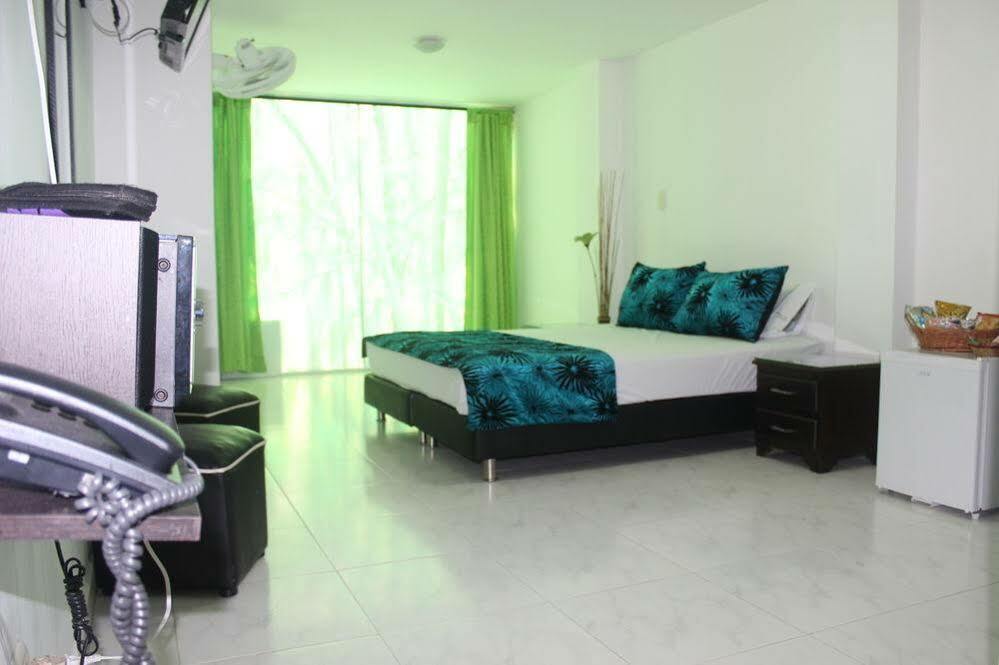 Hotel Paradise Lleras Medellin Ngoại thất bức ảnh