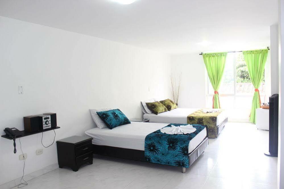 Hotel Paradise Lleras Medellin Ngoại thất bức ảnh